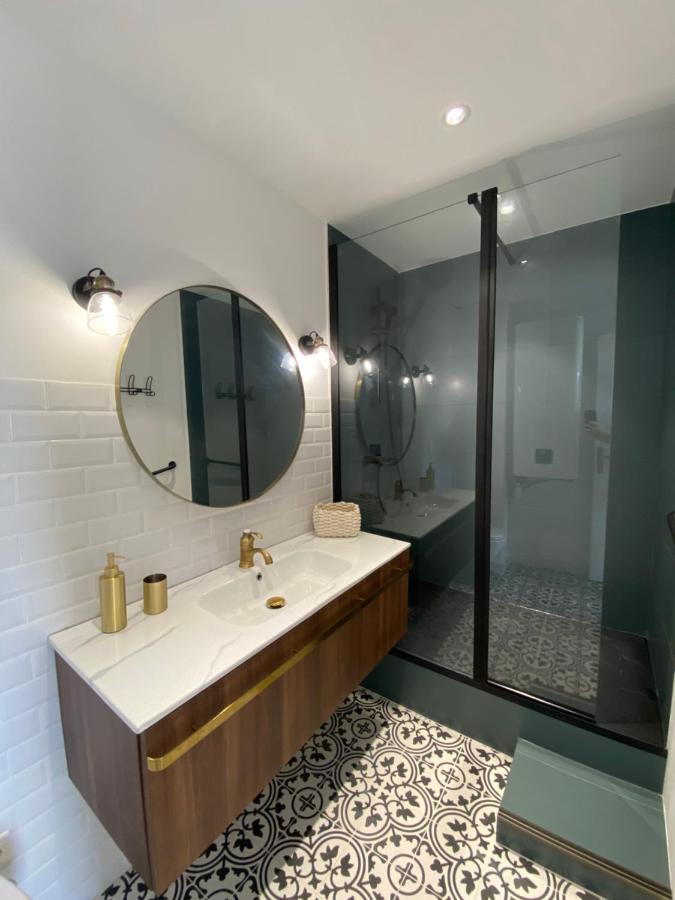 Magnifique T2 40m2 Centre Vue Au Bord De La Neuf 5 Personnes Clim Wifi Balcon Parking Prive Ferme