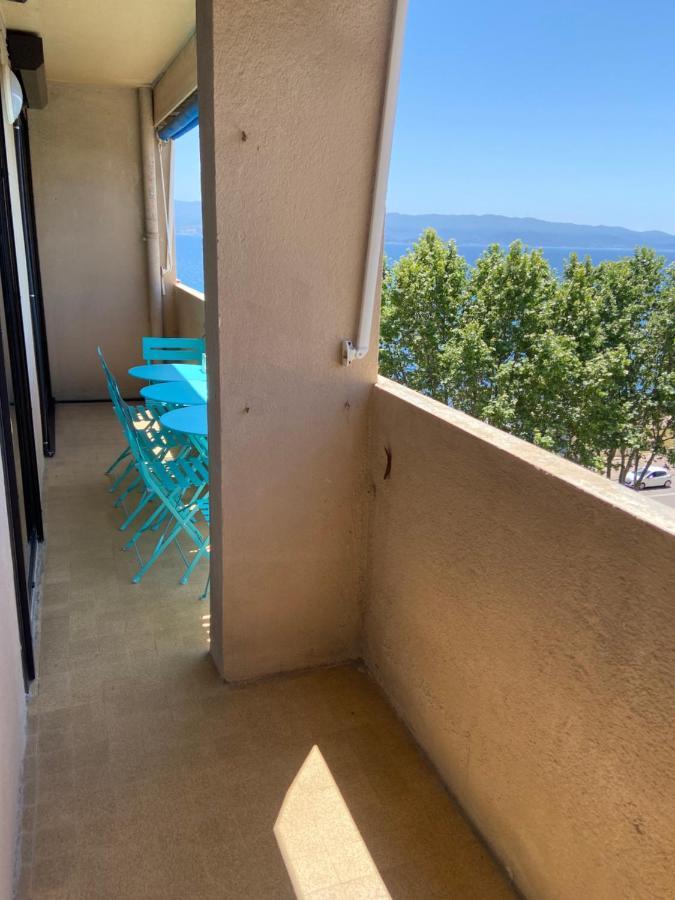 Magnifique T2 40m2 Centre Vue Au Bord De La Neuf 5 Personnes Clim Wifi Balcon Parking Prive Ferme