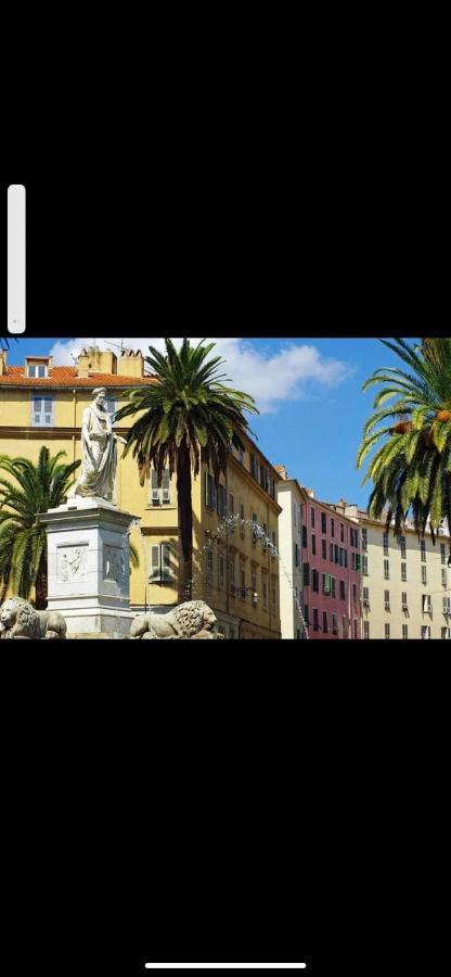 Magnifique T2 40m2 Centre Vue Au Bord De La Neuf 5 Personnes Clim Wifi Balcon Parking Prive Ferme Apartment